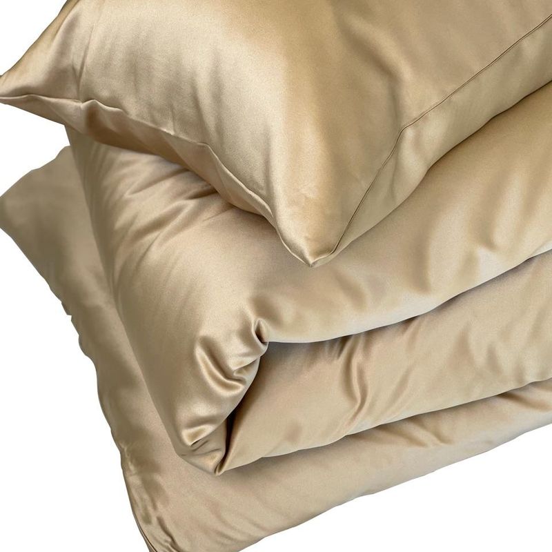 Sengesett i silke - champagne - glidelås