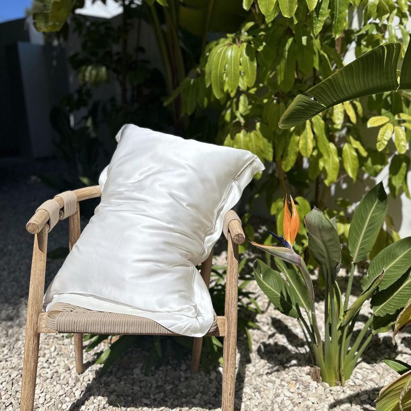 Silkeputetrekk - hvit