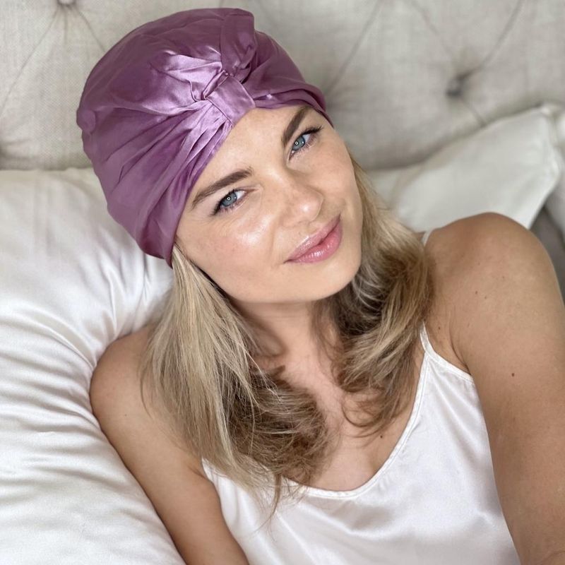 Sove turban i silke-lavendel