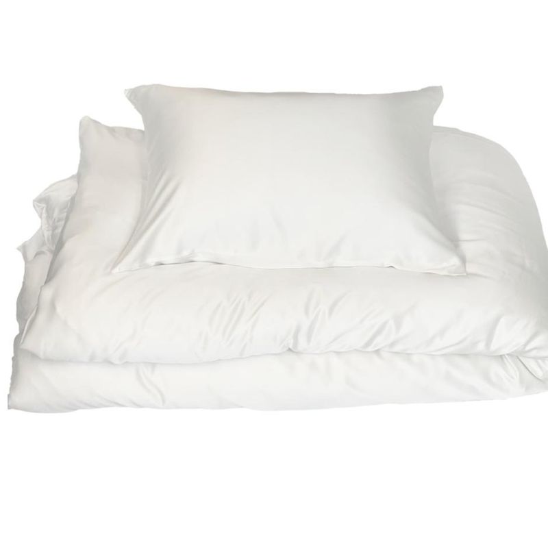 Sengesett i silke - hvit - glidelås