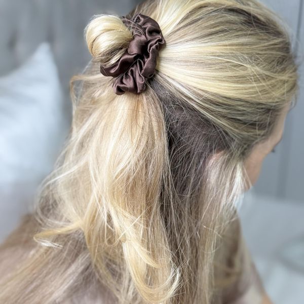 Hovedbilde Scrunchies - sjokolade