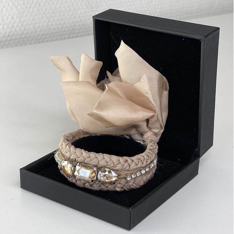 Armbånd i silke -champagne