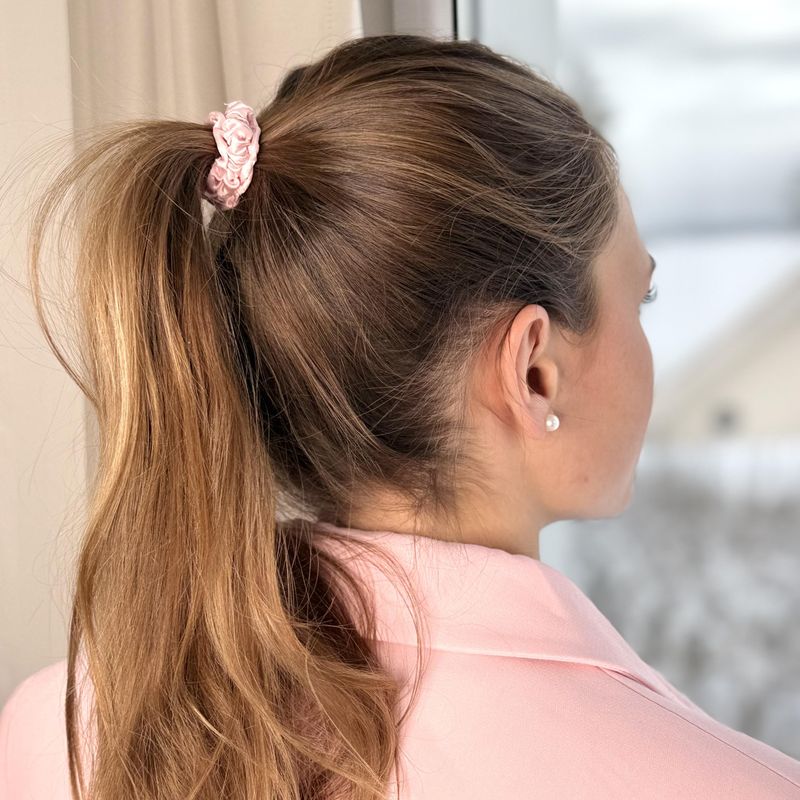 Hårstrikk i silke - rosa